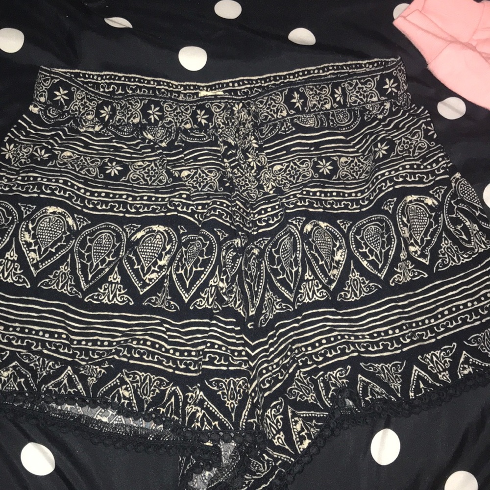 Hollister printed fabric shorts